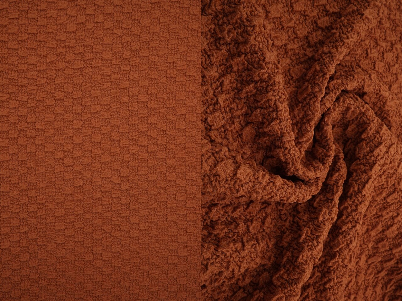 1 Yard Cauliflower Jacquard Knit Fabric 280 GSM, 59/60″ Wide Polyester Spandex Blend